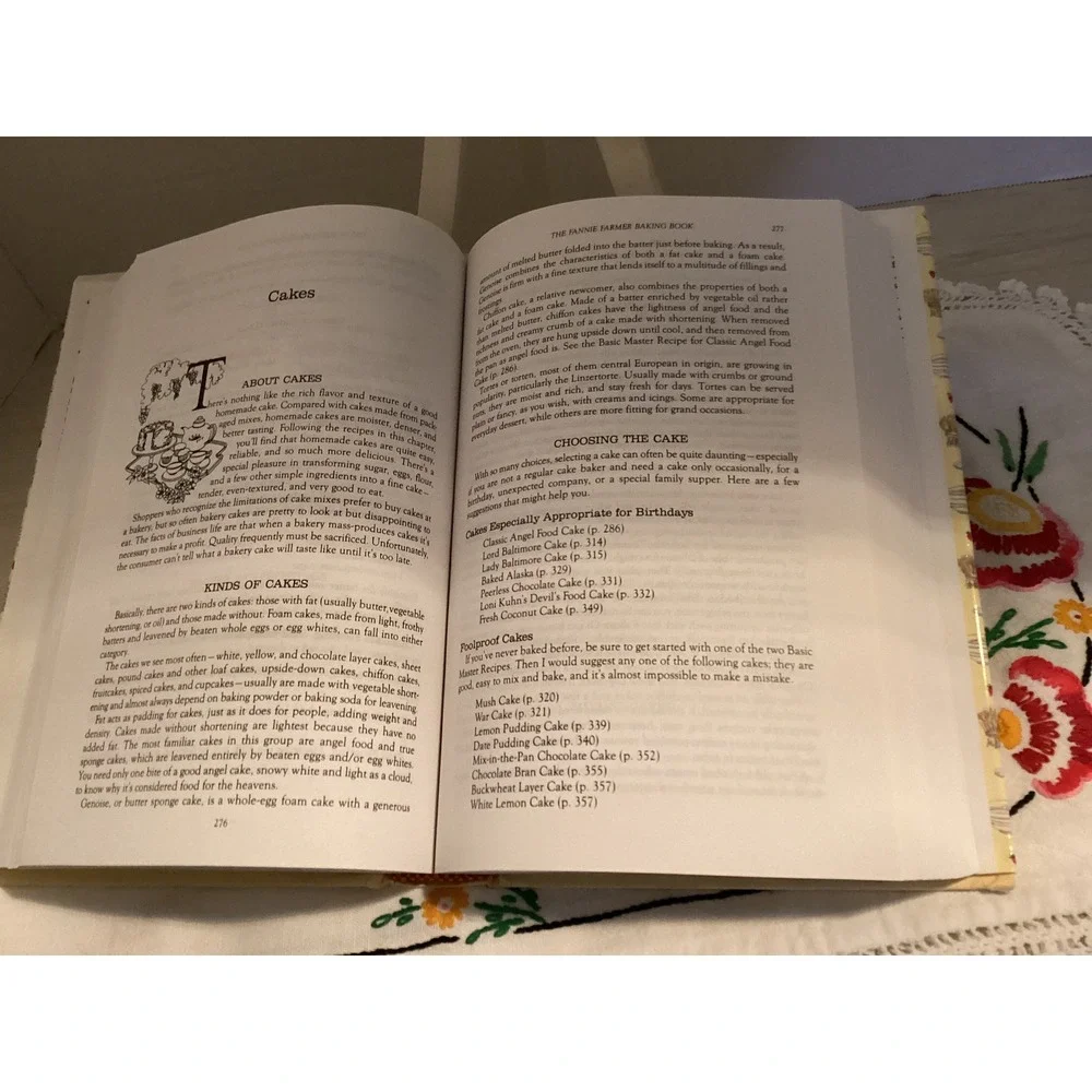 1st Edition Fannie‎ Farmer Baking Book 1984 hardcover dust jacket M Cunningham